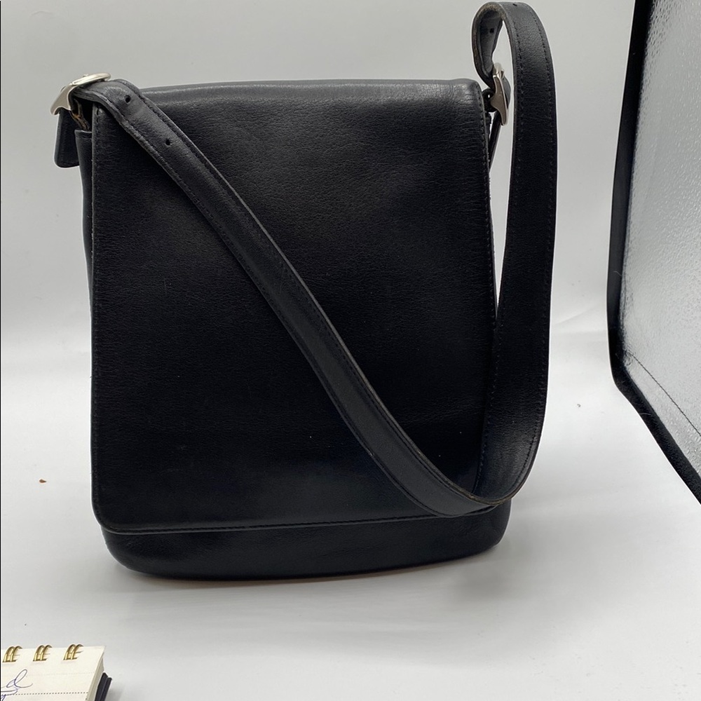 676 Coach #9408 black leather legacy studio bag w flap EPOC